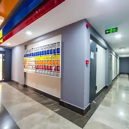 Sunshine Airport - Spa, Pool 88 Apartman