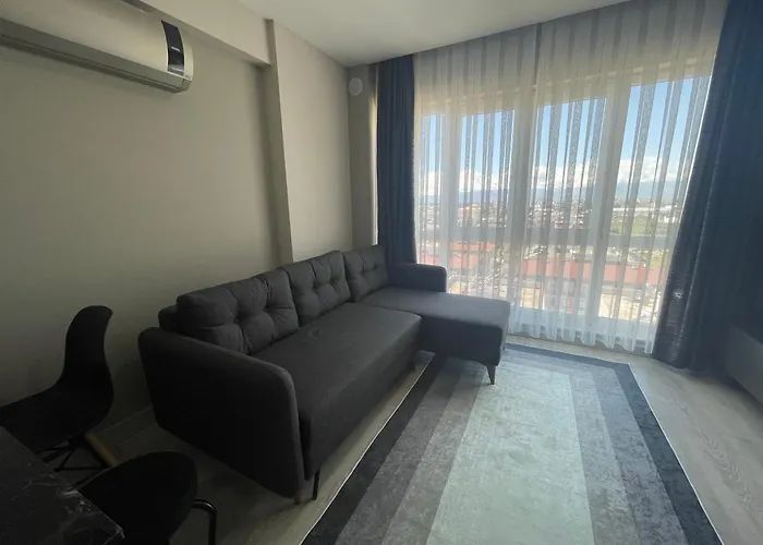 Daire Sunshine Airport - Spa, Pool 88 *